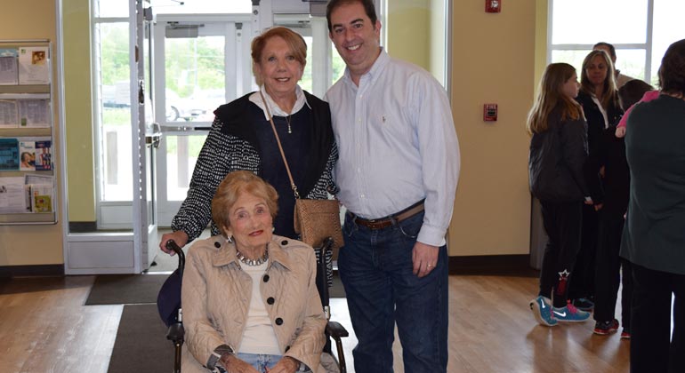 laurie lieberman and family