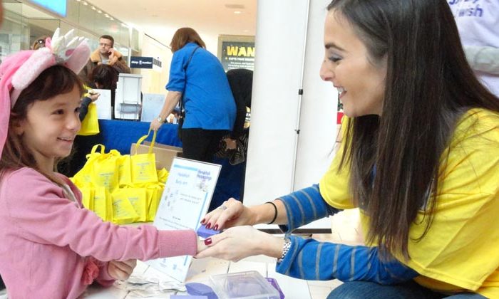 rachel schwartz jcc chicago hanukkah