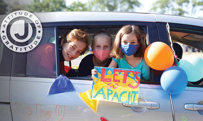 kids at drive up apachi event