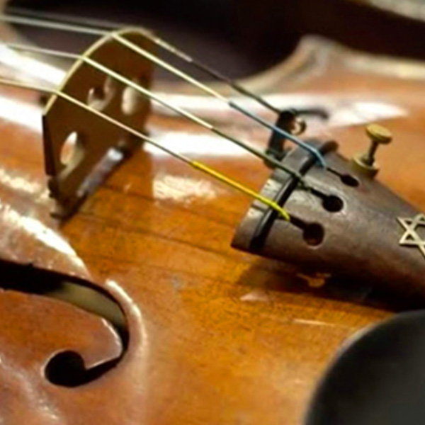 About Violins of Hope