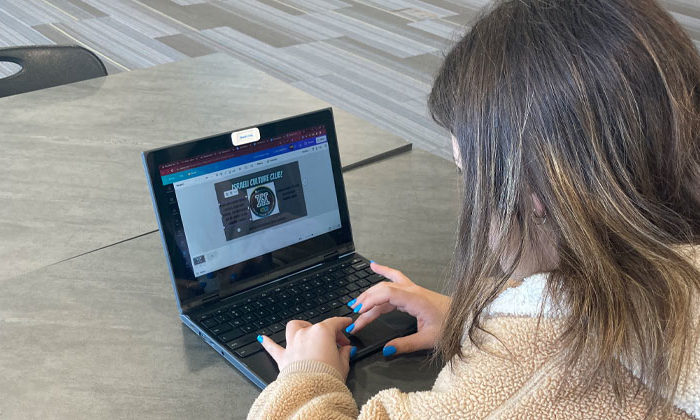 maddie rosengard typing on a computer